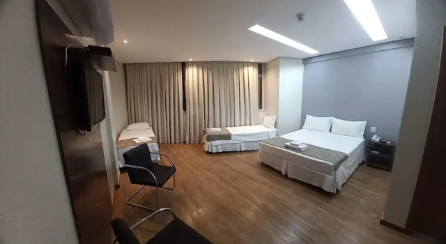 Четырёхместный номер Standard Hotel Mohave