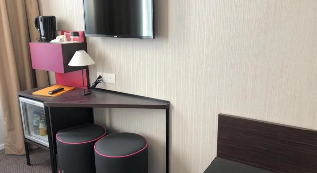 Трёхместный номер Standard Hôtel Charing Cross
