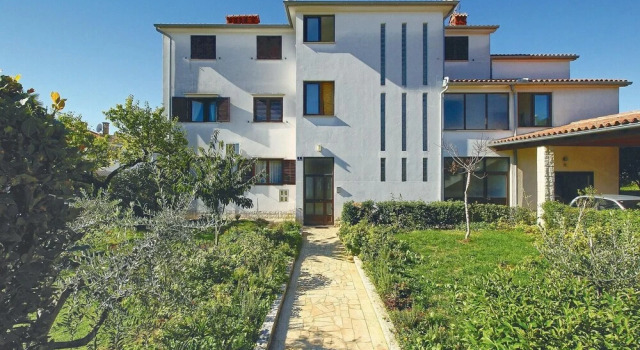 Awesome Apartment in Porec With 2 Bedrooms, Забронировать Апартаменты/квартира Пореч Poreč Riviera, рядом с Старый город Пореча