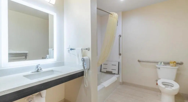 Номер Standard Quality Inn Banning I-10