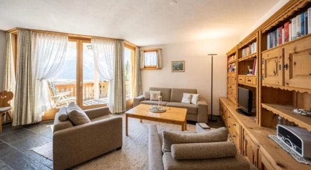 Chasa Munt Plan, Book Hotel Hotels in Grisons with Parking, Parking