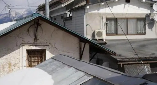 Kakurega Guest House, Забронировать Гостевой дом Аидзувакамацу Фукушима, рядом с Железнодорожный вокзал Аидзувакамацу