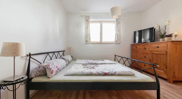 Nice Apartment at Sonnenkopf in a Natural Paradise, Book Apartment Hotels in Vorarlberg with Parking, Parking