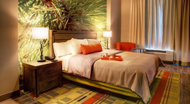 Двухместный номер Standard с видом на залив Hotel Indigo Traverse City by IHG