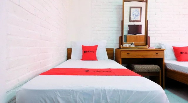 Habitación doble Estándar RedDoorz Syariah near Kopeng Treetop  Adventure