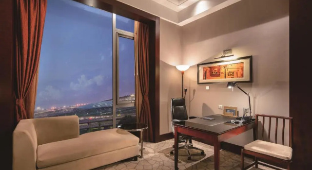 Двухместный номер Family Hilton Beijing Capital Airport