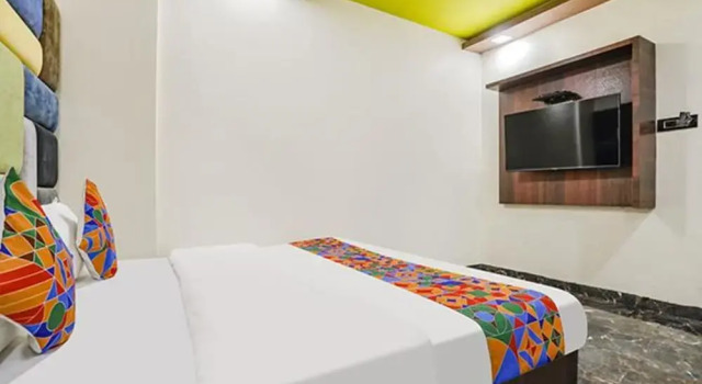 Fabexpress Versova Residency, Забронировать Отель Отели штата Махараштры 3 звезды, 3*