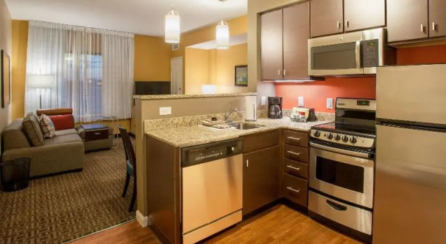 Четырёхместный люкс TownePlace Suites Minneapolis near Mall of America