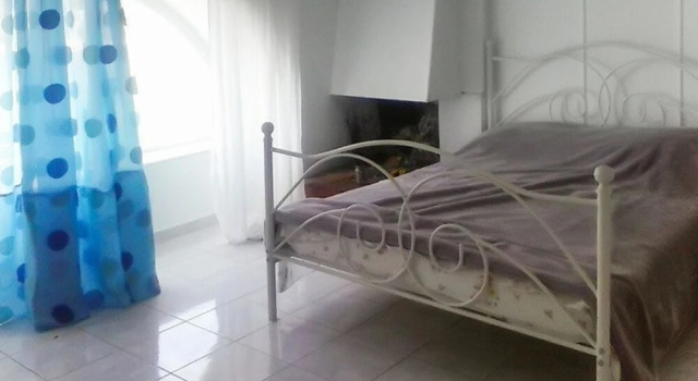 Luxurious, 3-bedroom Seafront Villa in Megara With Beautiful Views and, Забронировать Вилла Коттеджи Мегара, Коттедж