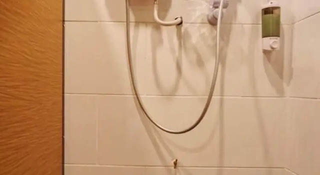 Łóżko w pokoju wieloosobowym (pokoju wieloosobowym dla mężczyzn) i balkonem Cube Bed Station - Hostel