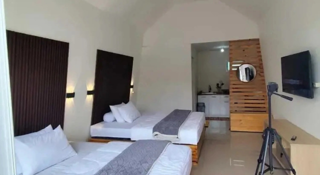 Deluxe Hütte Dieng Hebat Villa & Glamping