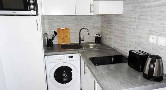 Апартаменты Le Trendy: 2-room 2 blocks from the beach