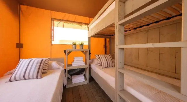 Тент с 2 комнатами Camping Estival Vendrell Platja