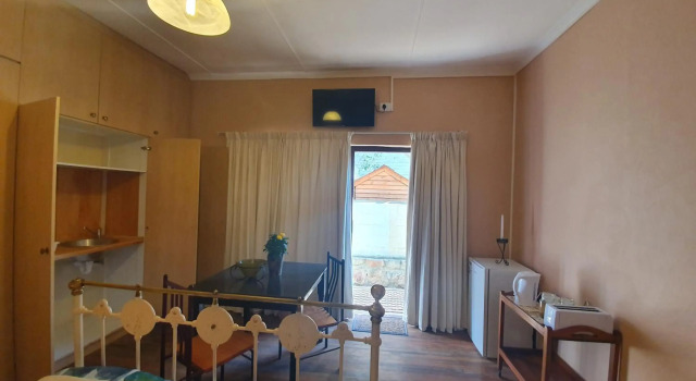 403 Main Road Apartments