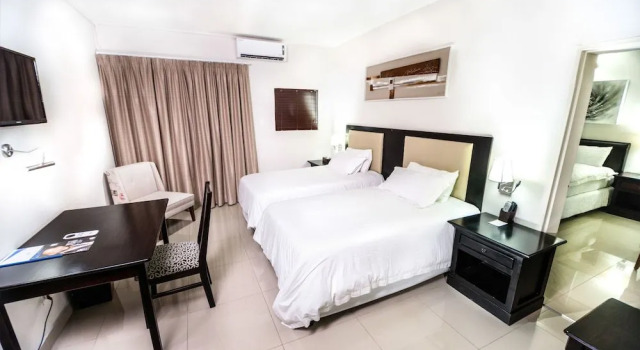 The George Hotel