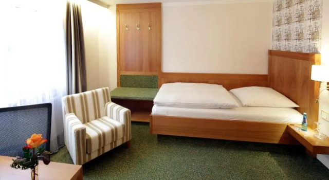 Standart oda Bayerischer Hof
