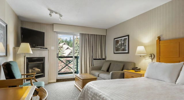 Двухместный люкс Deluxe Pinnacle Hotel Whistler