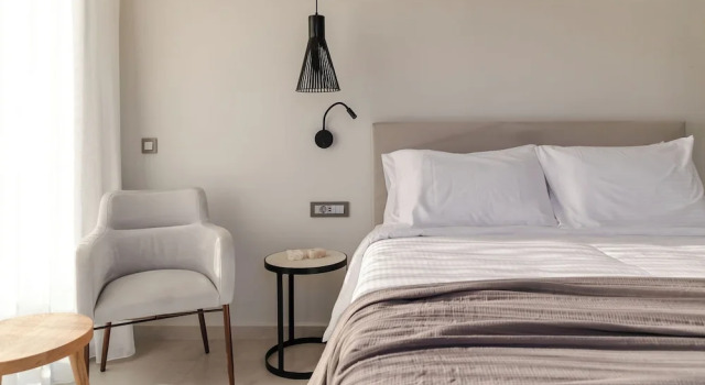 Номер Standard с балконом и с частичным видом на море Batis Aero Beachfront Wellbeing Hotel