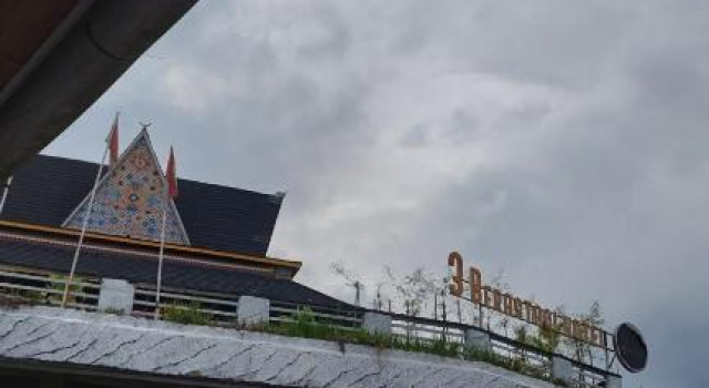 3 Berastagi, Rezerwuj Hotel Berastagi Sumatra