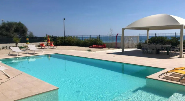 Коттедж Residence Giglio di mare 2
