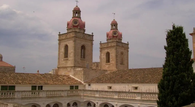 Grupoandria El Claustre de Ciutadella - HOSPEDERIA, Забронировать Отель Сьюдадела Менорка, рядом с Museo Col.leccio Pintor Torrent