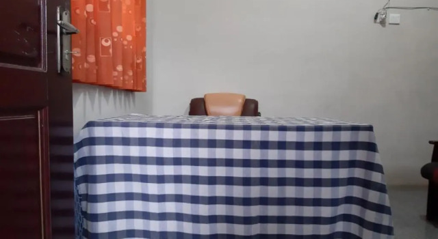 Charisma Homestay, Rezervovat Hotel Hotely v centru Tenggilis Mejoyo, hotely v centru Tenggilis Mejoyo