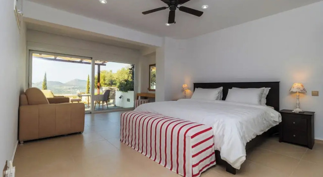 Kbel sea view Villa private pool sleeps8 garden, Book Villa Hotels in Methoni with a Pool, Swimming Pool