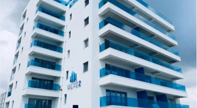 Wave 2 Mamaia prima linie vedere la mare 120mp, Varaa Huoneisto Hotellit Mamaia-Sat pysäköinnillä, Pysäköinti