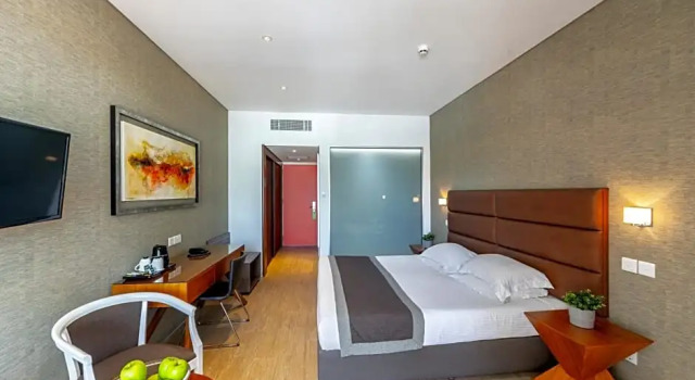 Двухместный номер Standard с видом на бассейн Faros Hotel Ayia Napa