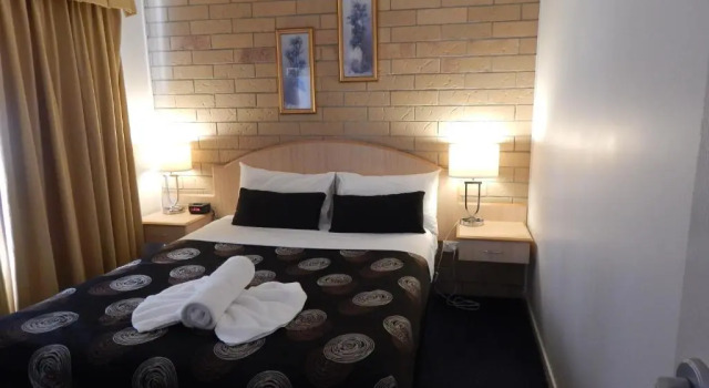 Семейный люкс с 2 комнатами Cotswold Motor Inn