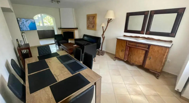 Giota’s House, Prenota Hotel Hotel a Messinia con parcheggio, Parcheggio