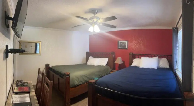 Четырёхместный номер Standard Sierra Woods Lodge