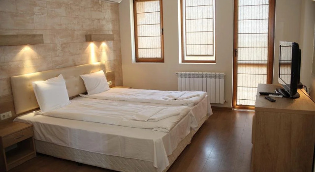 Raya Guest House, Boek Pension Sevlievo Gabrovo.
