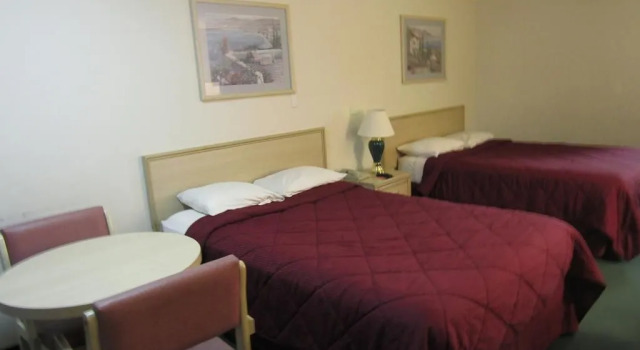 Econo Lodge Austintown, Rezerwuj Hotel Austintown 