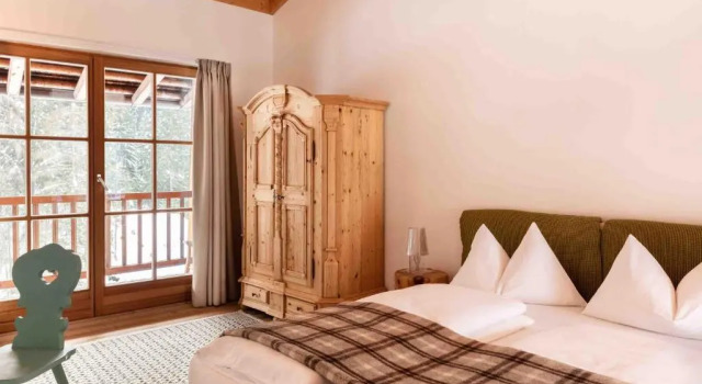 CHALET DERT, Забронировать Шале Бизнес-отели Ла-Валле, 4* 5*