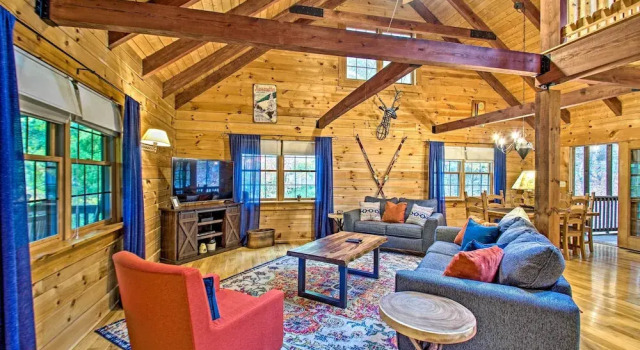 Коттедж Massanutten Resort Log Cabin w/ Mountain Views!