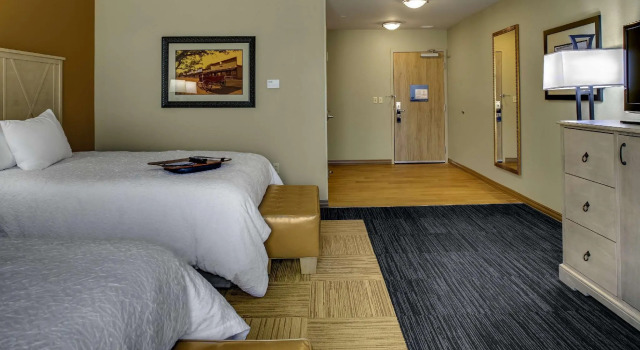 Четырёхместный люкс Hampton Inn & Suites by Hilton Dodge City Boot Hill Casino