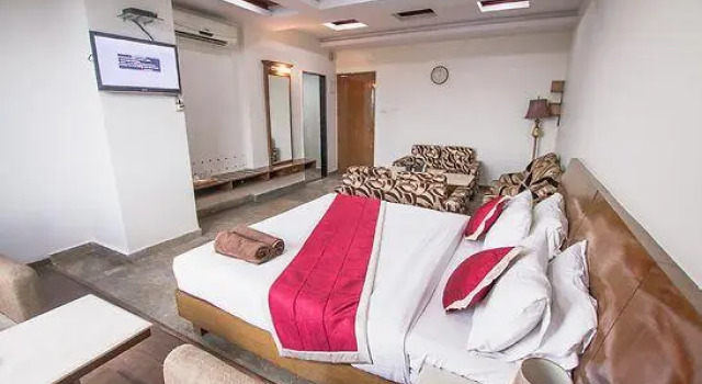 Illusion Inn, Boek Hotel Hassan Bangalore