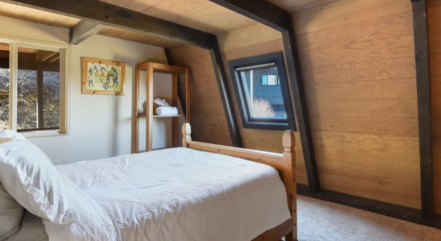 Cozy Mountain View A-frame
