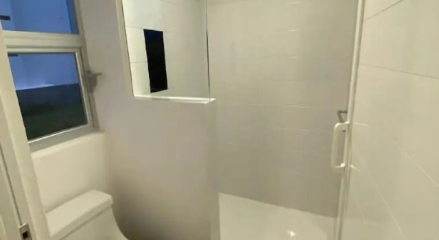 Люкс Executive с балконом и с видом на бассейн Papaya Suites Diamante