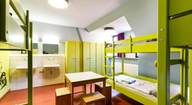 Youth Hostel Würzburg, Забронировать Хостел Хостелы Вюрцбурга, рядом с Stationsweg Nikolausberg, Хостел