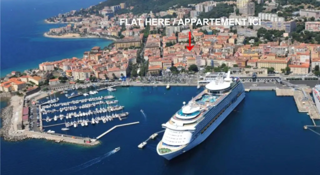 Апартаменты **** VERY CENTRAL Ajaccio 36 rue Fesch, cosy flat in city center pedestrian street, up to 4 people ****