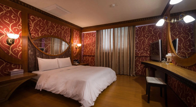 Двухместный номер Deluxe Golden Phoenix Hotel