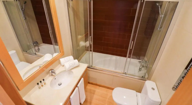 Апартаменты MC Suites Lagos with Pool and sea view