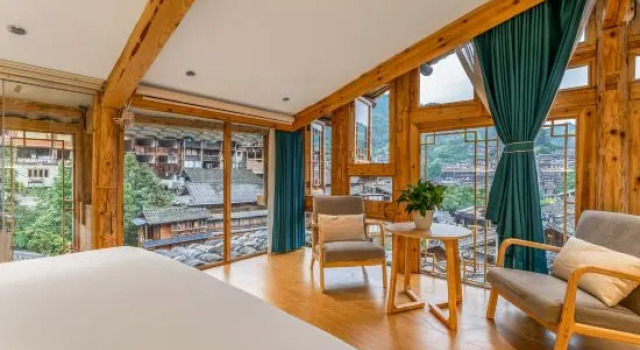 Люкс Luxury Yunshe Homestay in Qianhu Miao Village, Xijiang