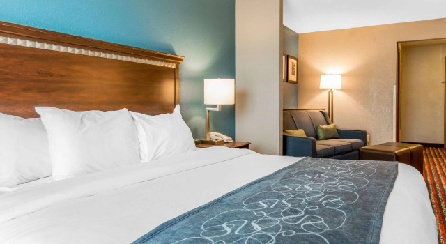 Двухместный номер Business Comfort Suites Fairview Heights Saint Louis