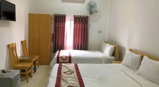 Lê Tùng Hotel - Vạn Giã, Забронировать Отель Ваннинь Кханьхоа