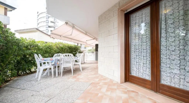 Апартаменты Цокольный этаж Appartamenti Lignano Sabbiadoro - Villa Ammiraglia