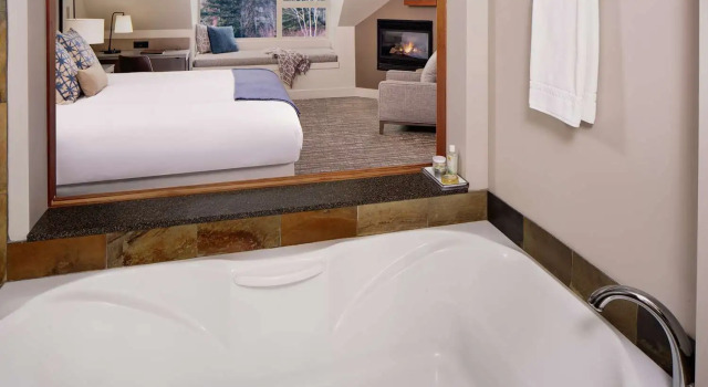 Двухместный номер Standard Chrysalis Inn & Spa Bellingham, Curio Collection by Hilton