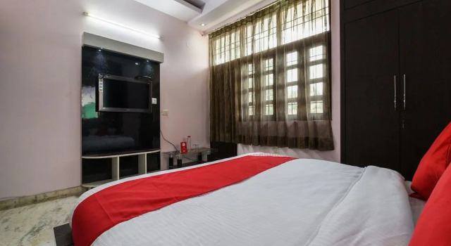 OYO 17017 Mu Stay Guest House